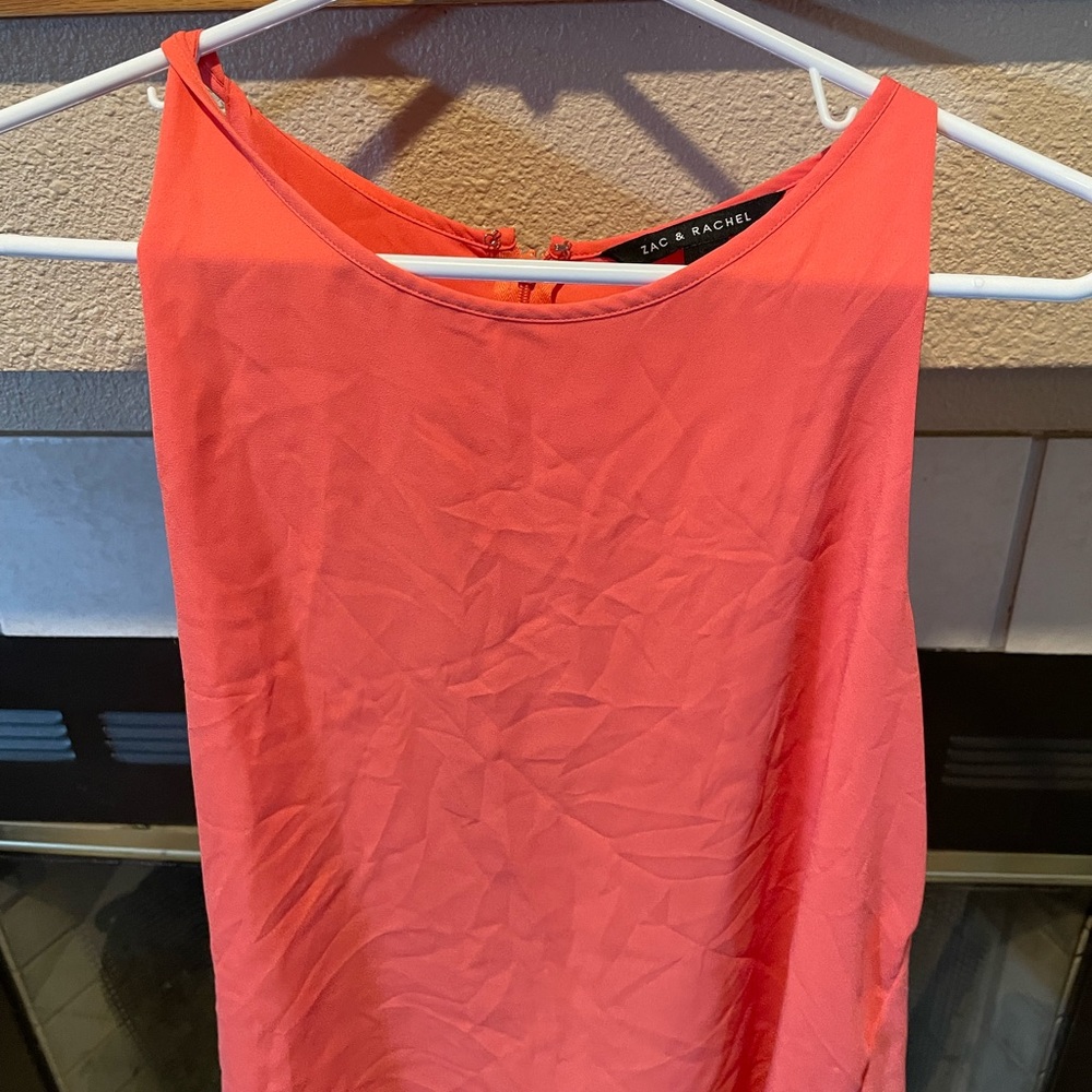 Blouse with a zipper on the back
